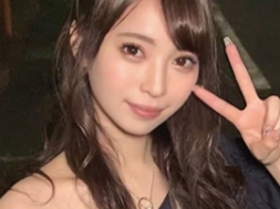 【色白美少女の背後プレイ】『あっ…そこダメぇ…』超絶かわいい色白娘がバックで激しく突かれ、ビンビンのチンコに翻弄されまくる！色白ボディがエロすぎて止まらない！♡
