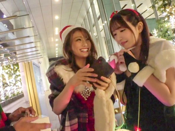 【ギャルキャバ嬢のクリスマス乱痴気】『サンタさん、私にエッチなプレゼントちょうだい♡』イケイケ現役ギャルが性夜に大暴走！朝までハメまくる絶倫痴女とサンタコスでヤリまくり！！