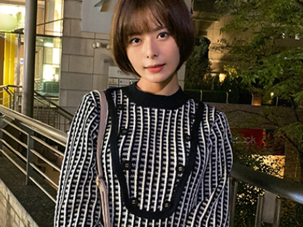 【若奥様のNTR不倫】 色白美人の人妻が別の男に寝取られ！ パイパンの敏感ボディで快楽に喘ぐ♡