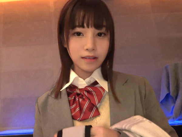 【ロリっ娘の危険な好奇心】『おじさん、気持ちいい…』無邪気な少女が年上チンポに夢中！従順な姿に興奮して鬼ピストンでオマ○コ責めまくり！