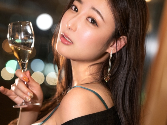 【妖艶お姉さんの危険な密会】『誰にも言わないで…』エチエチな大人の色気全開！欲望のままに淫らに絡み合う、秘密のデートで火照るカラダを激しく求め合う！♡