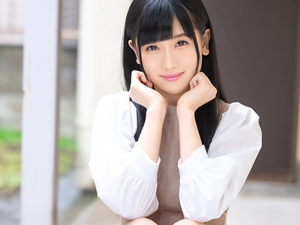 【21歳美少女の素人宅訪問】『もっとエッチなことしよ♡』無邪気な笑顔で素人男性を誘惑！！一生懸命フェラする姿に我慢できず、生チンを挿入！！ウブな美少女の感度良すぎる反応がたまらない！！！