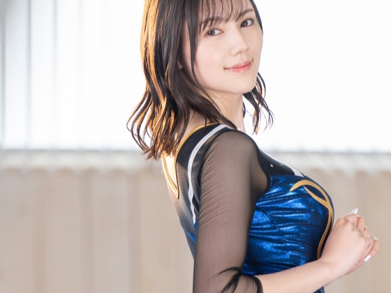 【スポーツ美少女の汗だくSEX】『あっ…ダメ…気持ち良すぎる…』スポーツコスが似合いすぎる美少女が、おっぱい揺らして激しくピストン！汗と愛液で濡れたおマンコを激しく突かれて、喘ぎ声が止まらない！